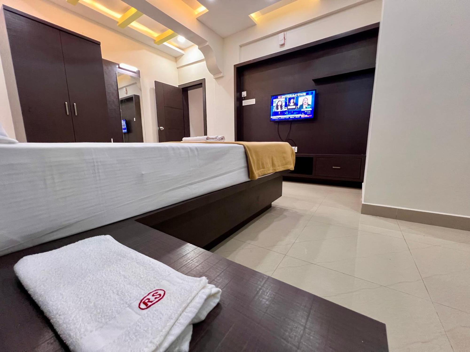 Ratna Sagar Hotel มานิปาลา ภายนอก รูปภาพ