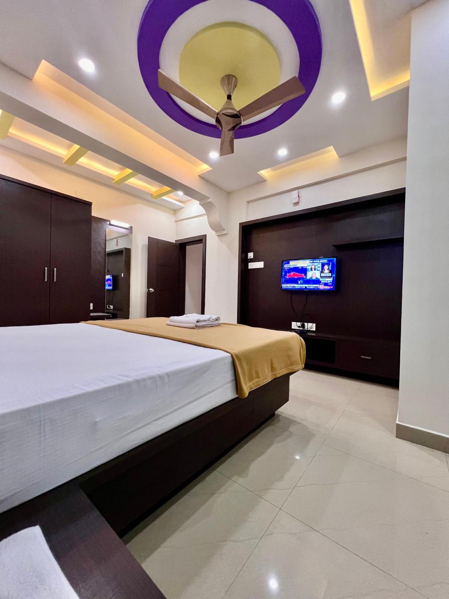 Ratna Sagar Hotel มานิปาลา ภายนอก รูปภาพ