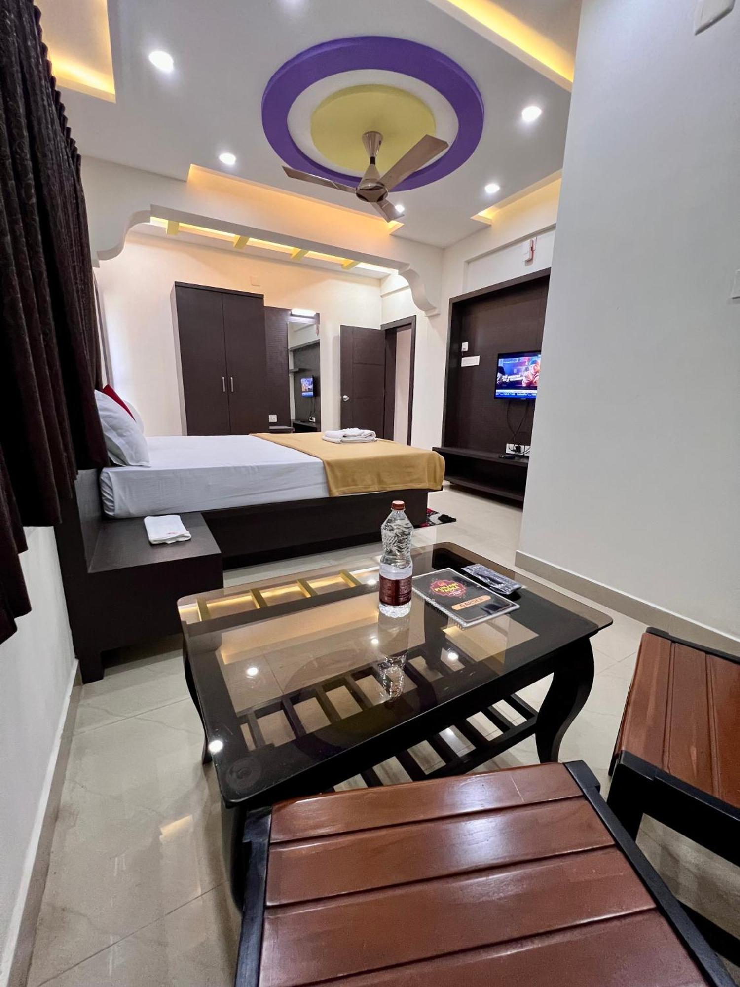 Ratna Sagar Hotel มานิปาลา ภายนอก รูปภาพ